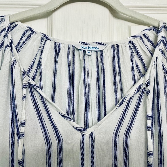 Blue Island beach Coverup - Picture 2 of 7